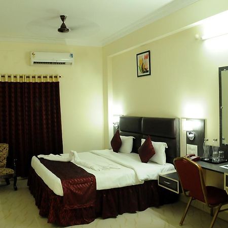 Vihas Inn Tirupati Zewnętrze zdjęcie