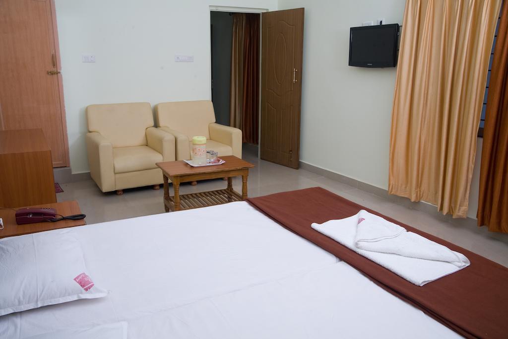 Vihas Inn Tirupati Pokój zdjęcie